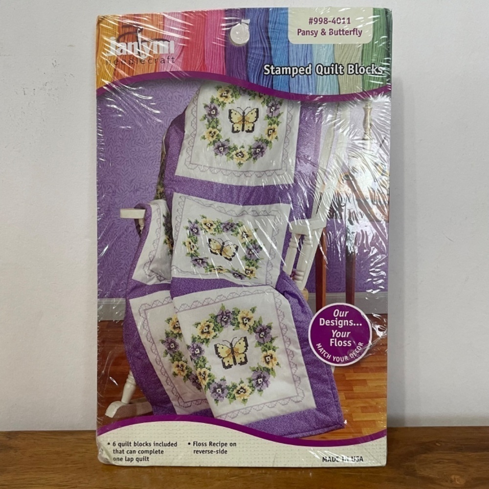 VTG Janlynn 6 Pansy‎ & Butterfly Stamped Quilt Blocks #998-4011 Made in the USA